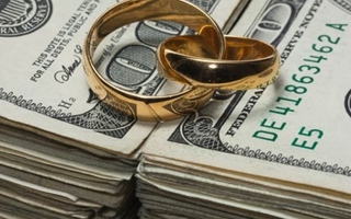 Tiêu tiền sau kết hôn